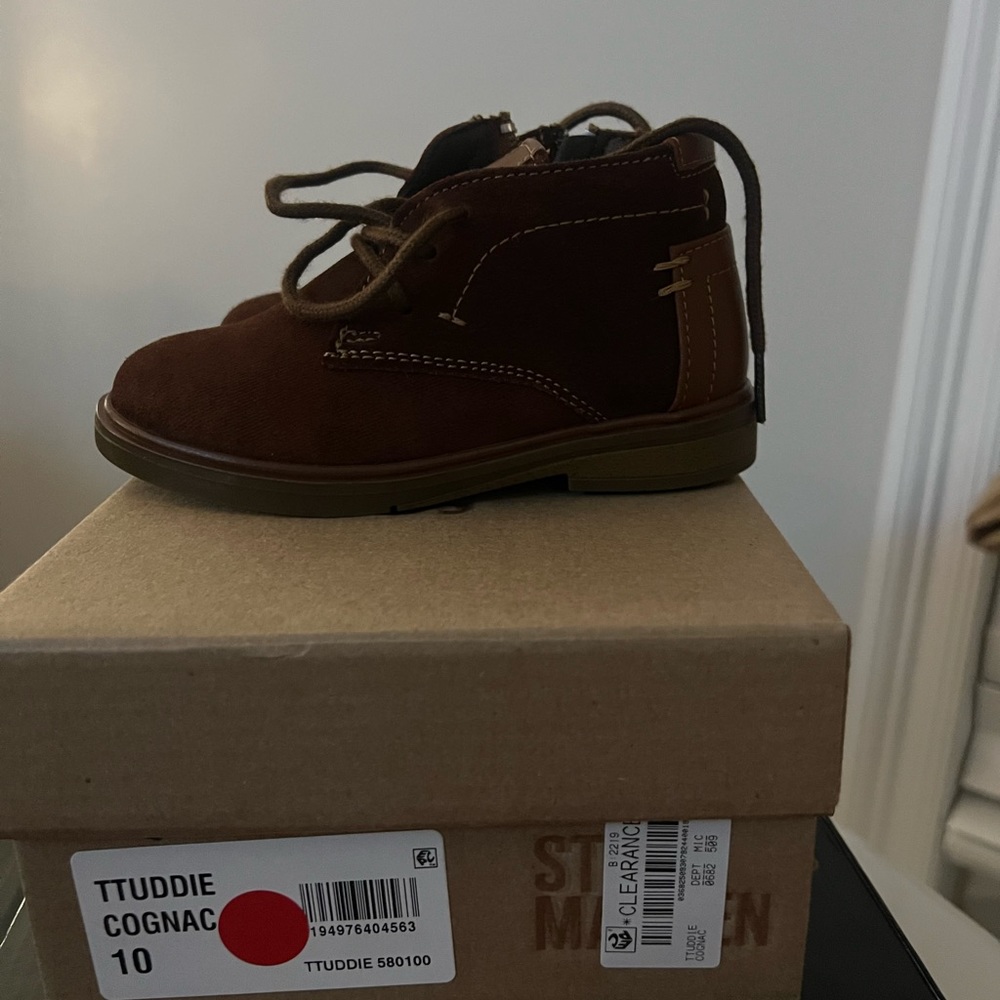 Boys Brand new boots